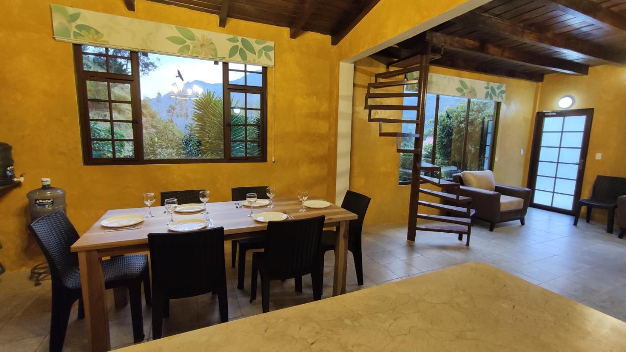 "Casa Verde" En Banos De Agua Santa Con Vista Al Volcan Tungurahua מראה חיצוני תמונה