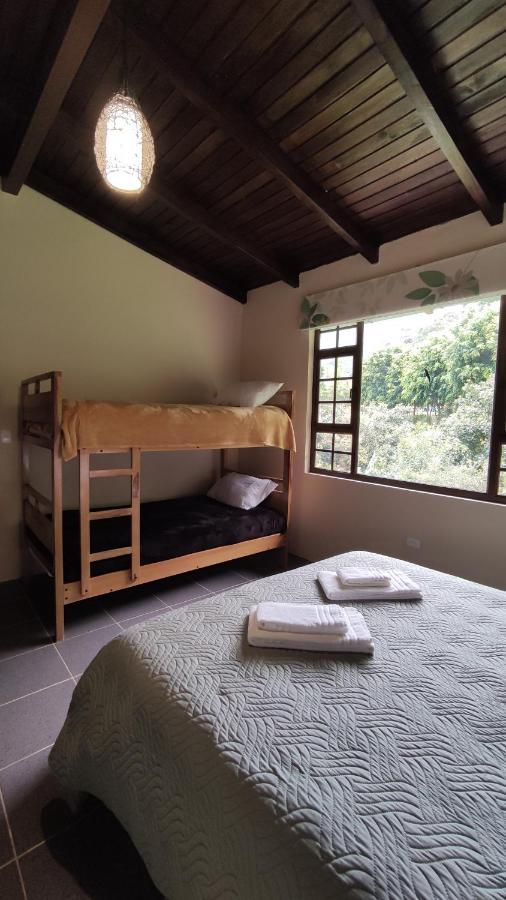 "Casa Verde" En Banos De Agua Santa Con Vista Al Volcan Tungurahua מראה חיצוני תמונה