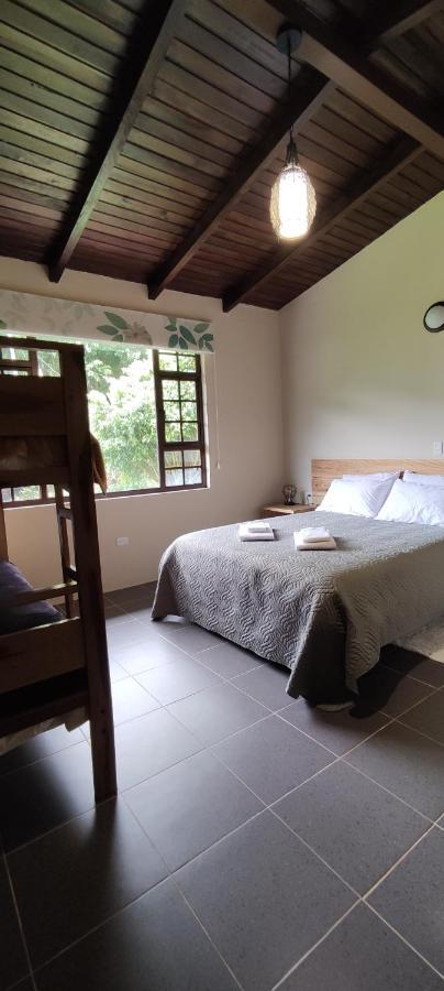 "Casa Verde" En Banos De Agua Santa Con Vista Al Volcan Tungurahua מראה חיצוני תמונה